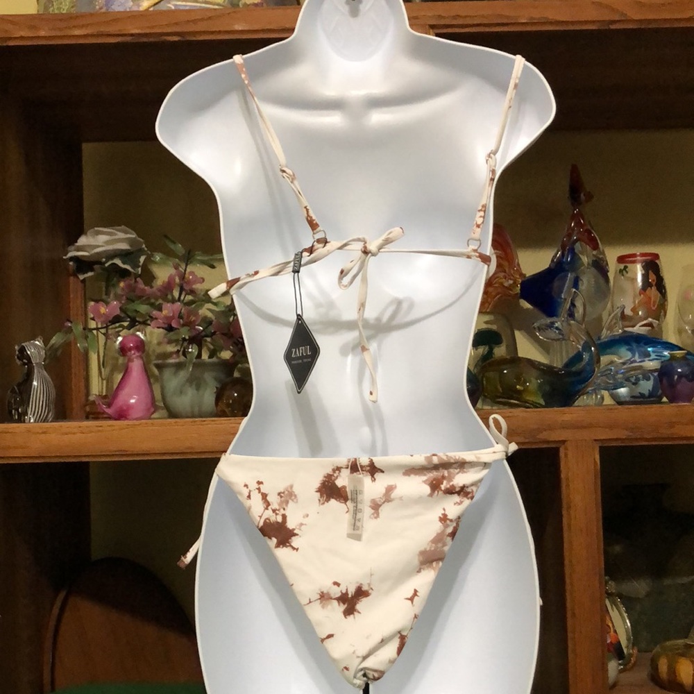 πHOST PICK X2!π Zaful 2-pc Swimsuit π©± - Picture 3 of 15